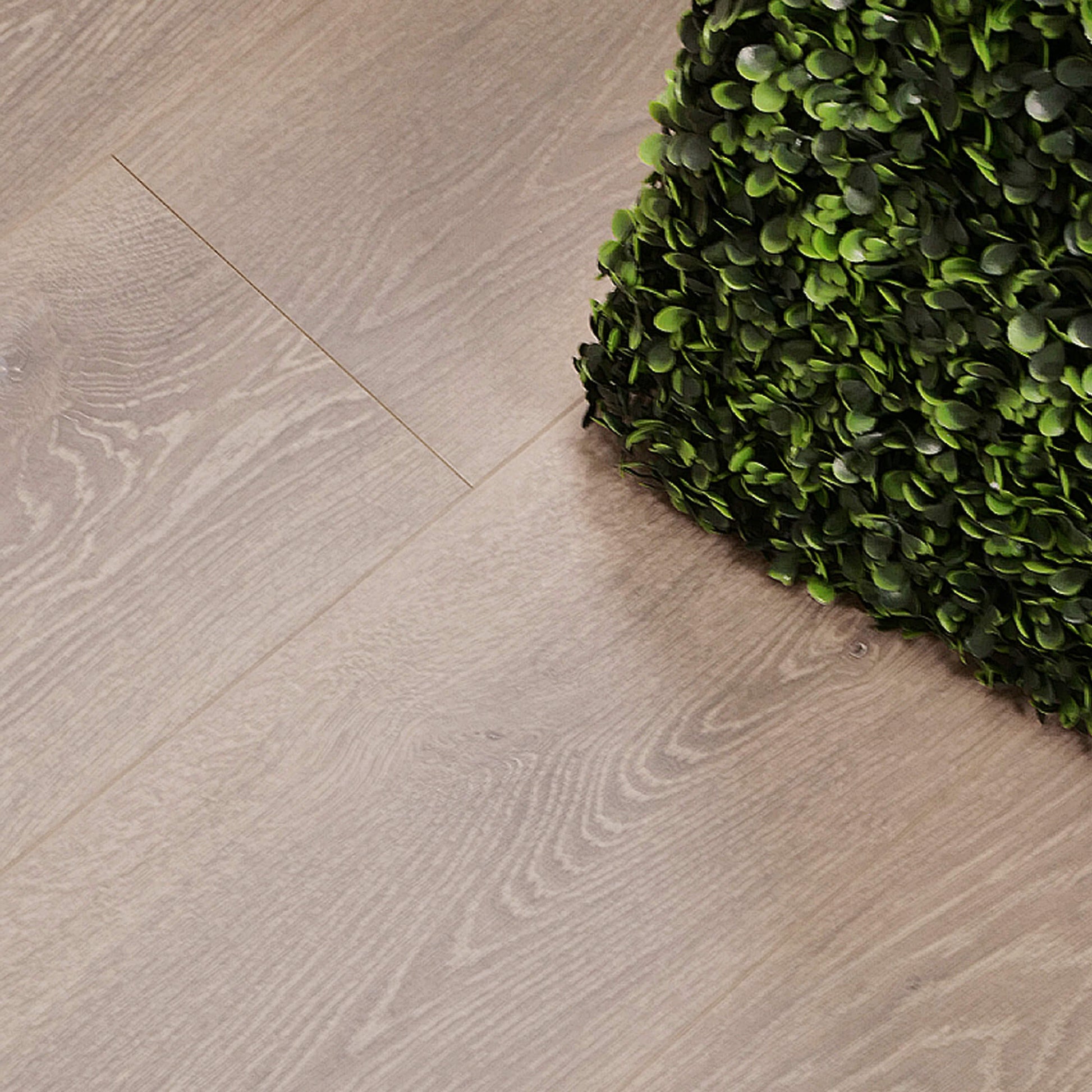 Close-up of Everglades Oak Country Laminate Flooring